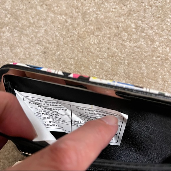 Disney Minnie Mouse Retro Fashion Magazine Push Latch Wallet-6x3x0.5” - Picture 6 of 8